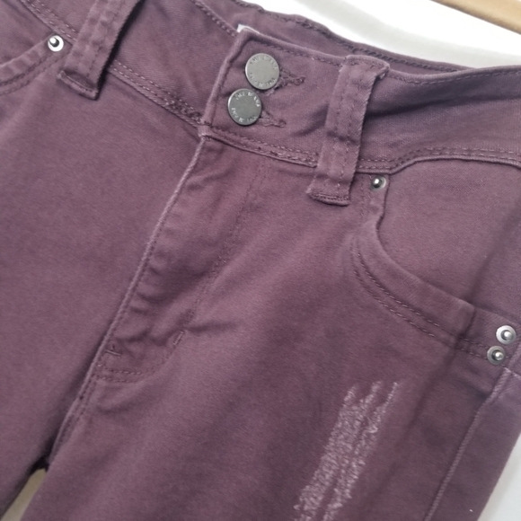 YMI highrise ankle stretch jeans - Picture 2 of 9